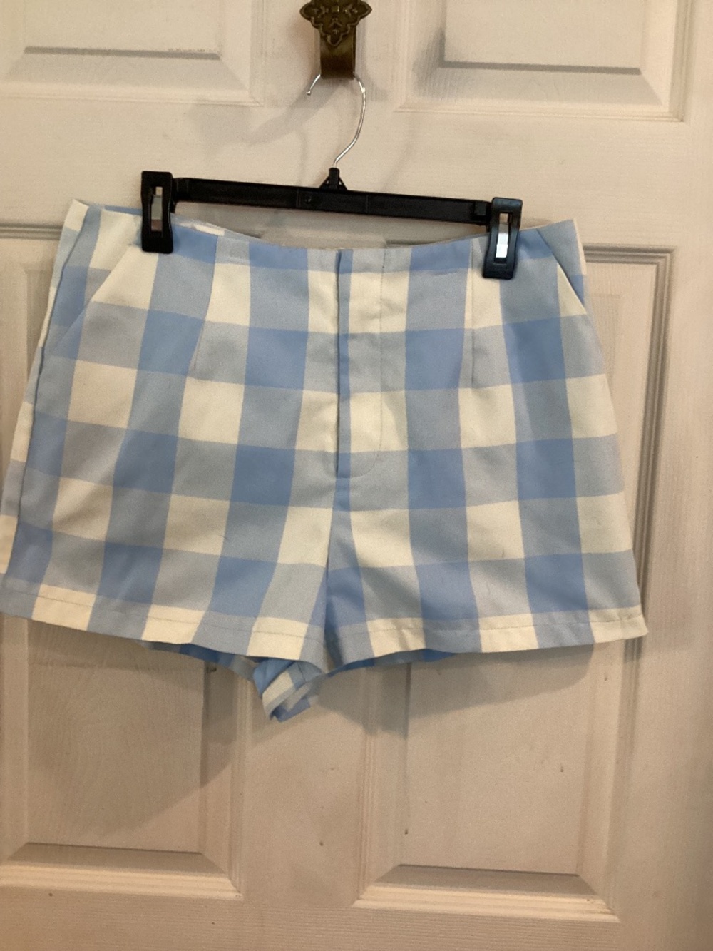 NWOT AVEC LES FILLIES CHECKED SHORTS  12
